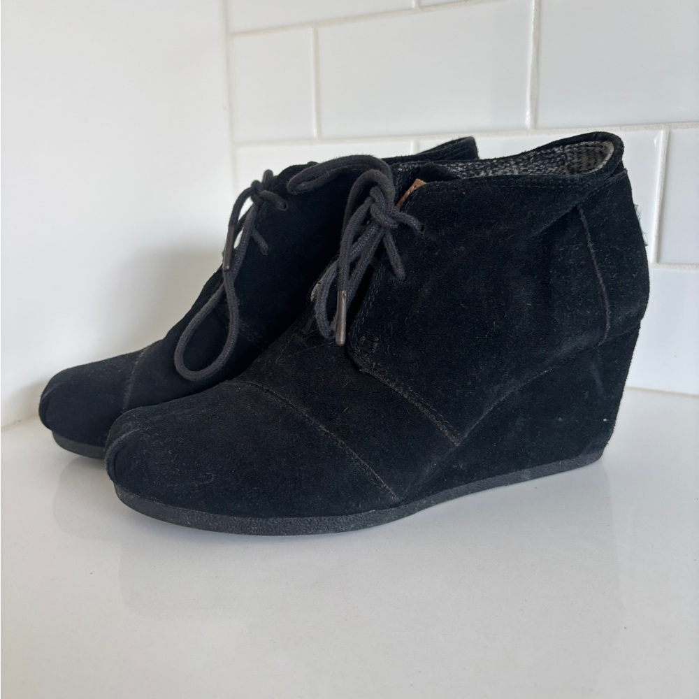 Women's Black Suede Toms Wedge Ankle Boots